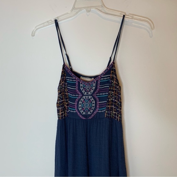 Flying Tomato blue embroidered spaghetti strap sundress Rayon/Poly blend. Size M - Picture 5 of 9